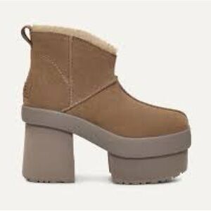 UGG®
Mini New Heights Platform Boot